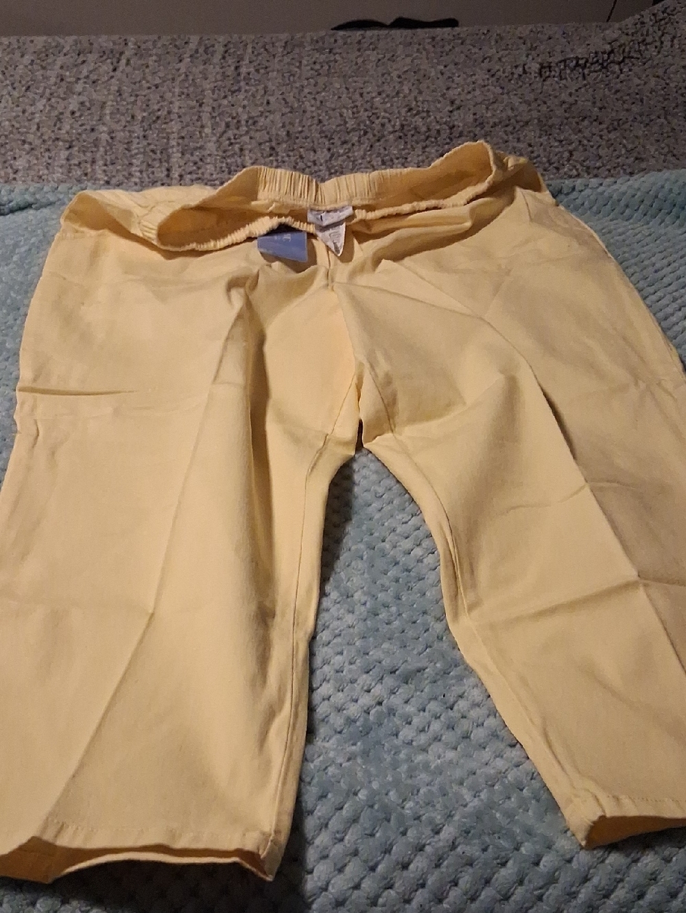 Denim&Co Yellow Capris Elastic-Waist Women's Pants